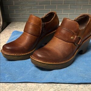 Born Tan Leather Women's Mules